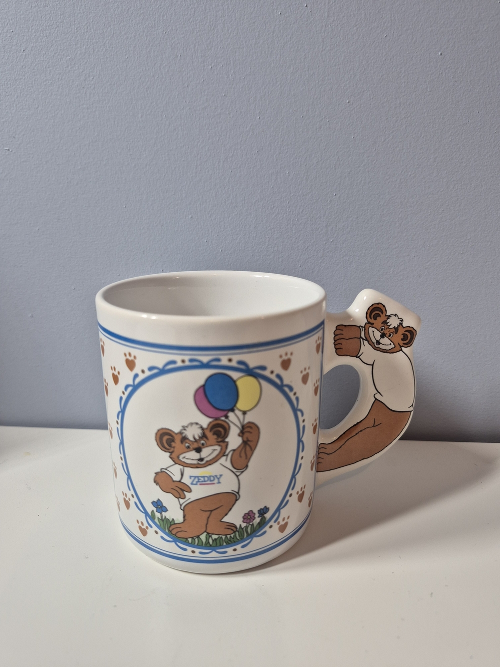 Vintage Zellers Zeddy MUSICAL Mug!! Plays Music!!